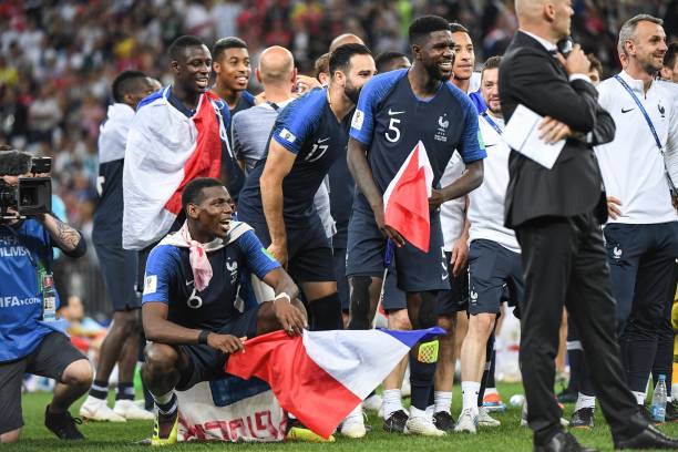 納重返巔峰 納重返巔峰