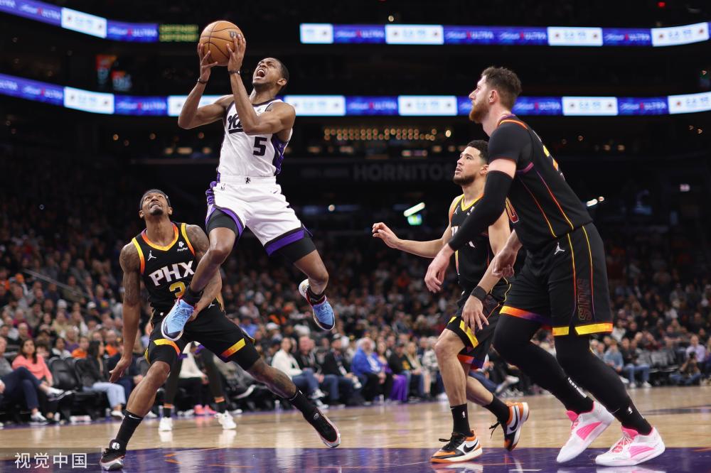 了朗斯眼中 了朗斯眼中